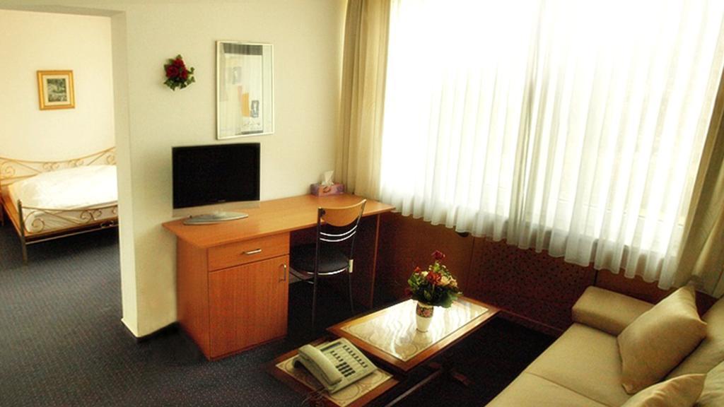 Buergerhaus Hotel Steinbach im Taunus Bilik gambar