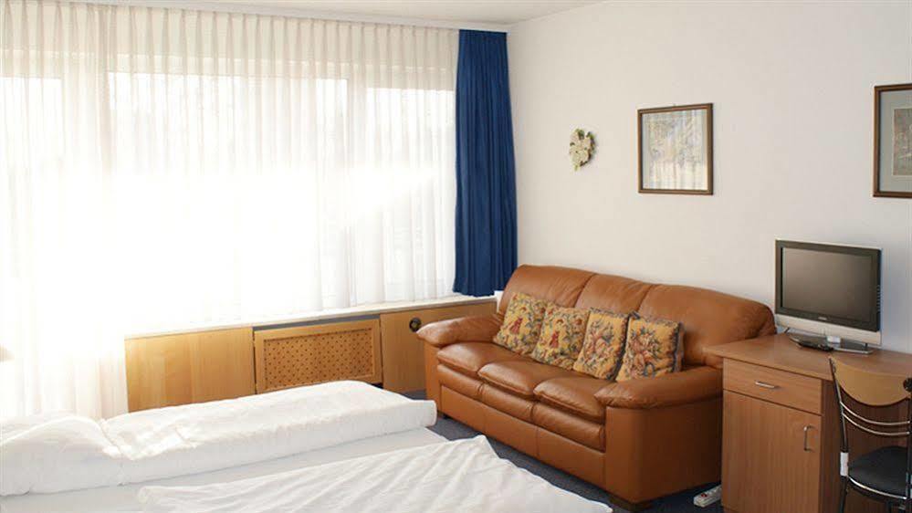 Buergerhaus Hotel Steinbach im Taunus Luaran gambar